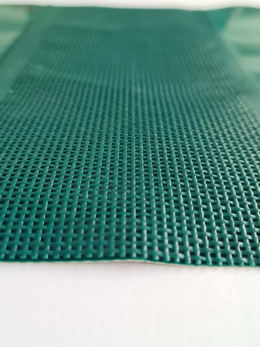 Bâche d'Hivernage Verte 6,60 x 3,60 m pour Piscine Maximum 6 x 3 m avec Grille Centrale d'Evacuation - Fabrication Française - Direct Usine - 550 g/m² - Livrée avec Sandows Cabiclic + Pitons Crosse