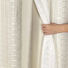 Cortina Blackout PVC c/Tecido Voil Xadrez - 2,0m (Comprimento) x 1,40m (Altura) - Quarto, Sala, Escritório, Cozinha... (Bege)