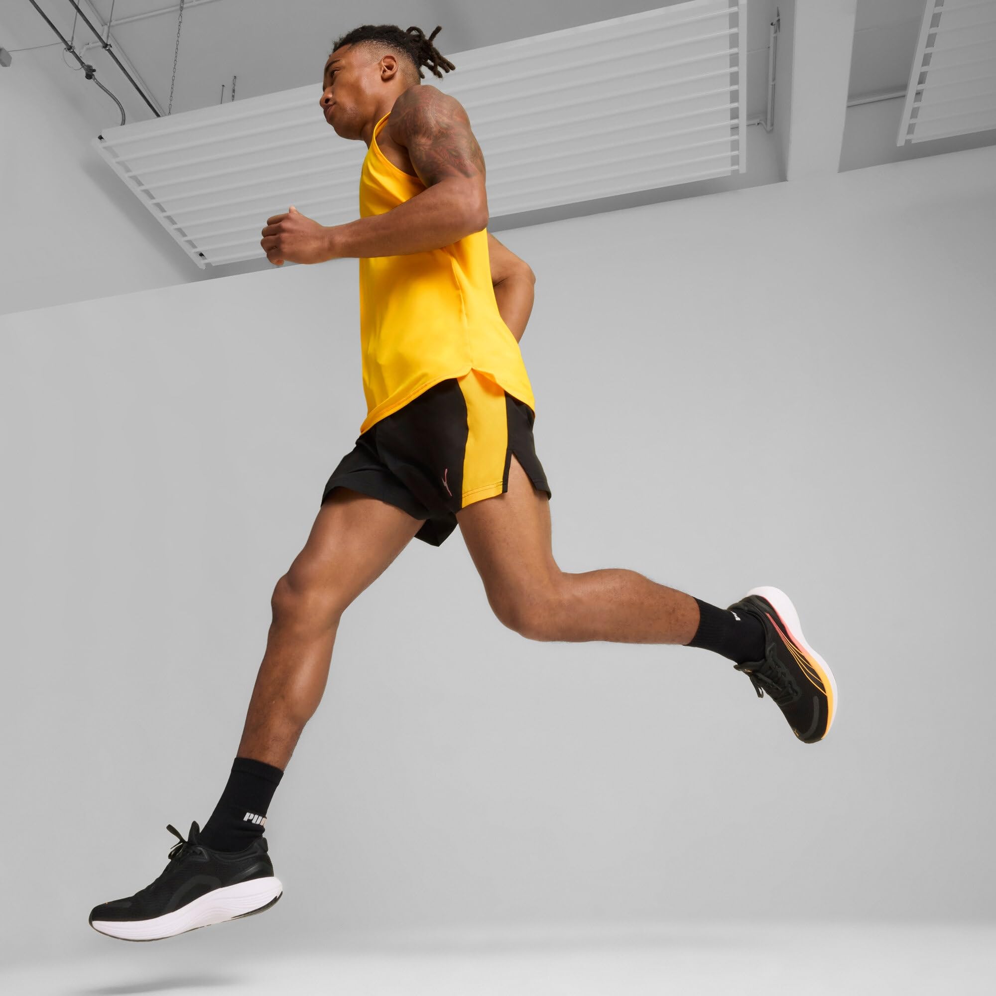 PUMA Unisex Scend Pro Straßen-Laufschuh