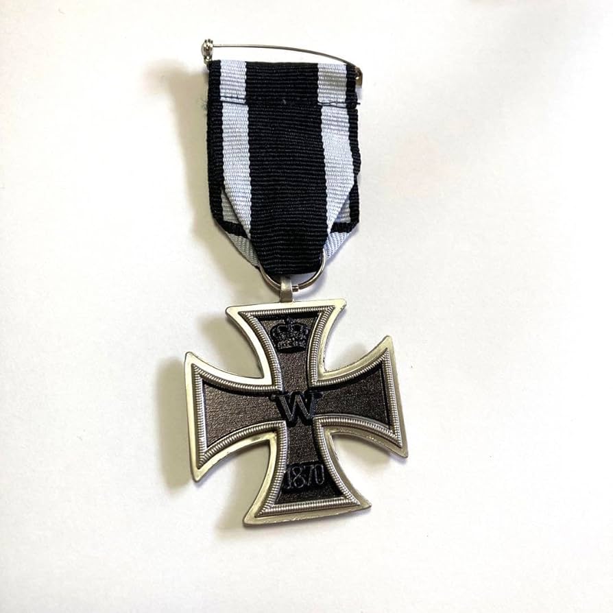 Amazon.co.jp: ドイツ ドイツ軍 鉄十字 2級鉄十字章 勲章 1870