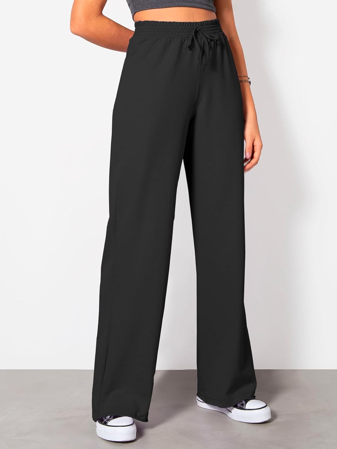 Calça Moletinho Pantalona Feminina Kit 2 Tamanho Único Cós Largo Corte a Fio Tecido Leve Cores Variadas em promoção! Veja a oferta e mais achadinhos de Calças 7 Hoje é o melhor dia para comprar Calça Moletinho Pantalona Feminina Kit 2 Tamanho Único Cós Largo Corte a Fio Tecido Leve Cores Variadas com aquele preço maroto! Promoção! Aproveite a oferta! 7