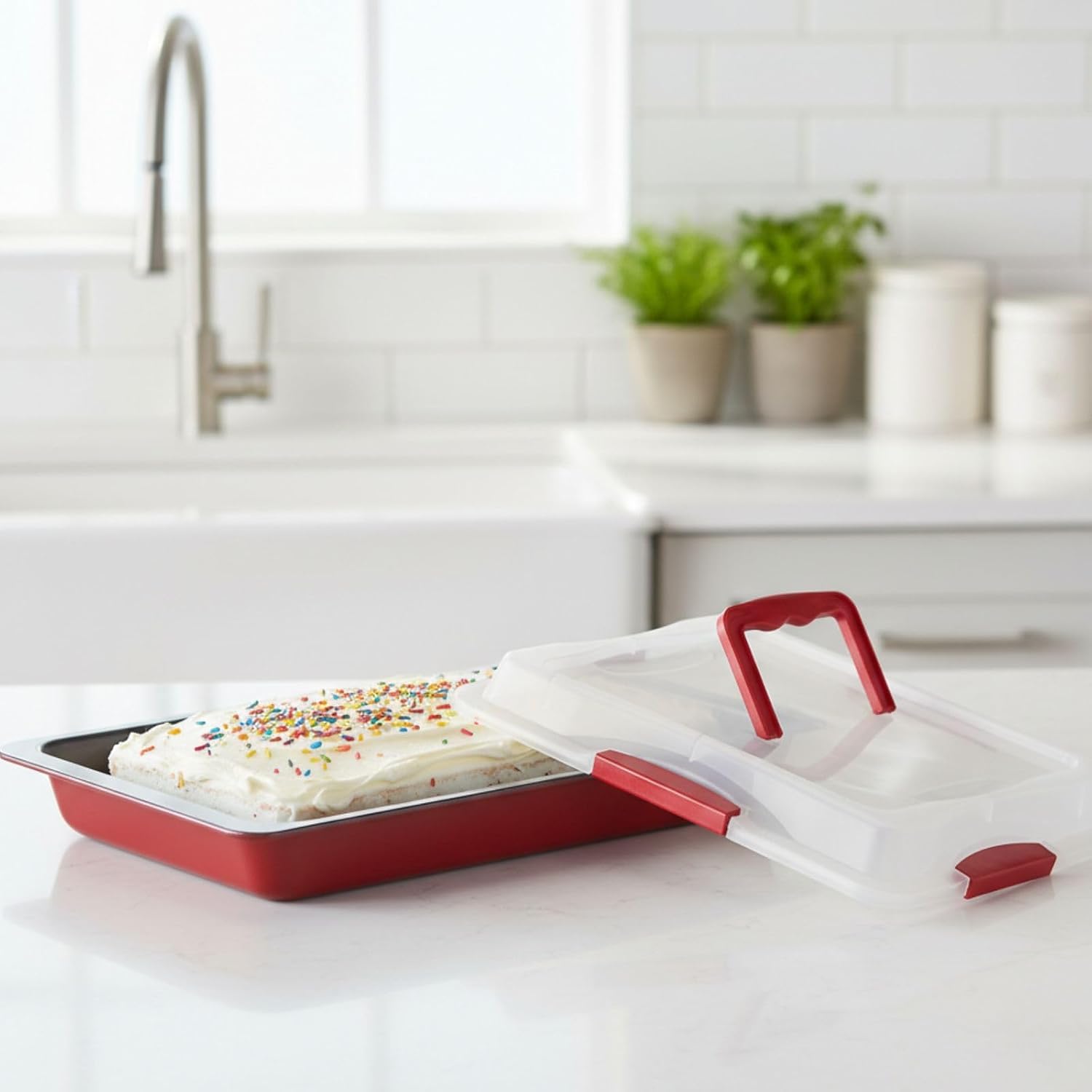 bangminda 16in Rectangular Sheet Cake Pan with Lid and Handle, Nonstick Baking Pan with Cover, Cake Carrier for Transport, Red, 2 Pack