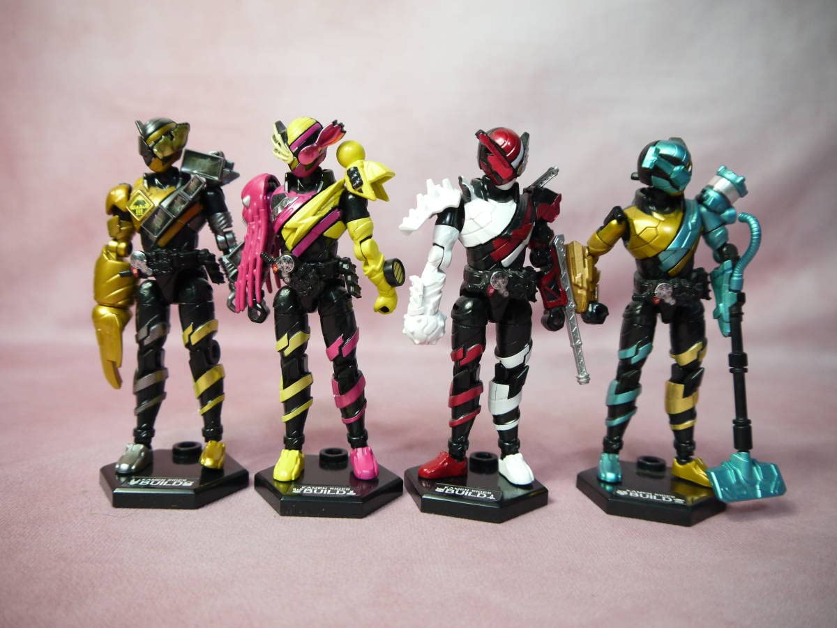 Amazon.co.jp: 装動 仮面ライダービルド 16体セット 全高13センチ 