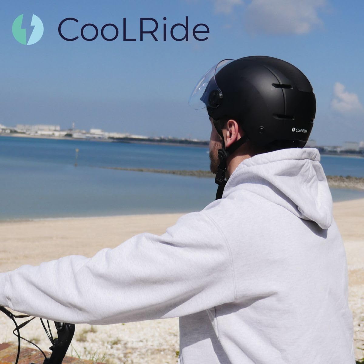 Cool Ride - Casque Urbain Trendy avec Visière et Headlock - Noir - Coque ABS Résistante - 6 Aérations - Mousses Amovibles - Norme CE en 1078 - Idéal Vélo, Trottinette, Skateboard