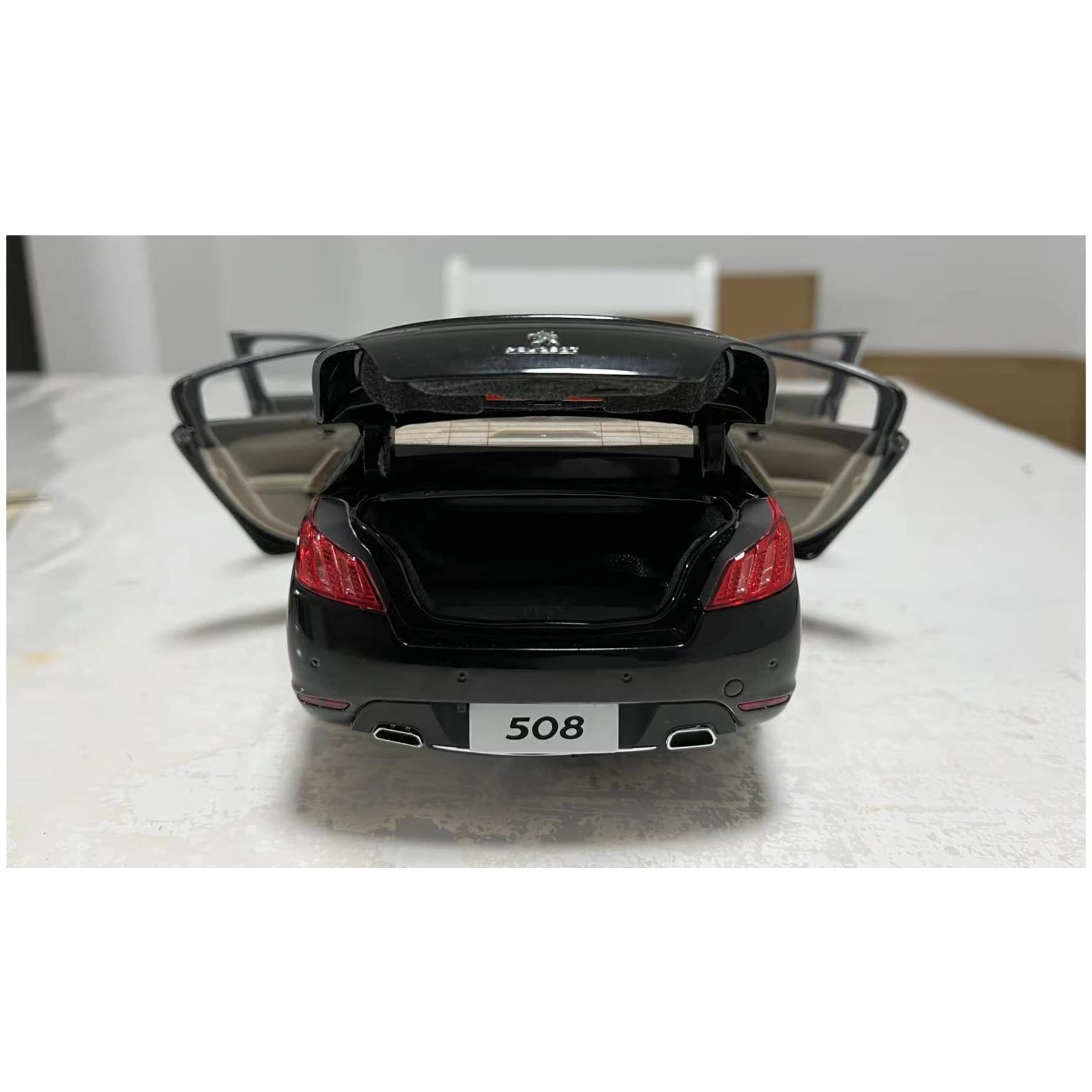 Voiture Miniature 1:18 Peugeot 508L – Modèle Réduit Alloy Car