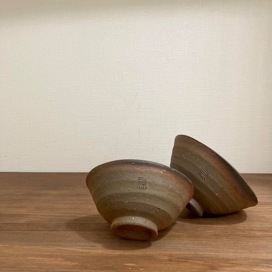 Amazon.co.jp: 運気が上がるかもしれません左馬 夫婦茶碗 素焼き