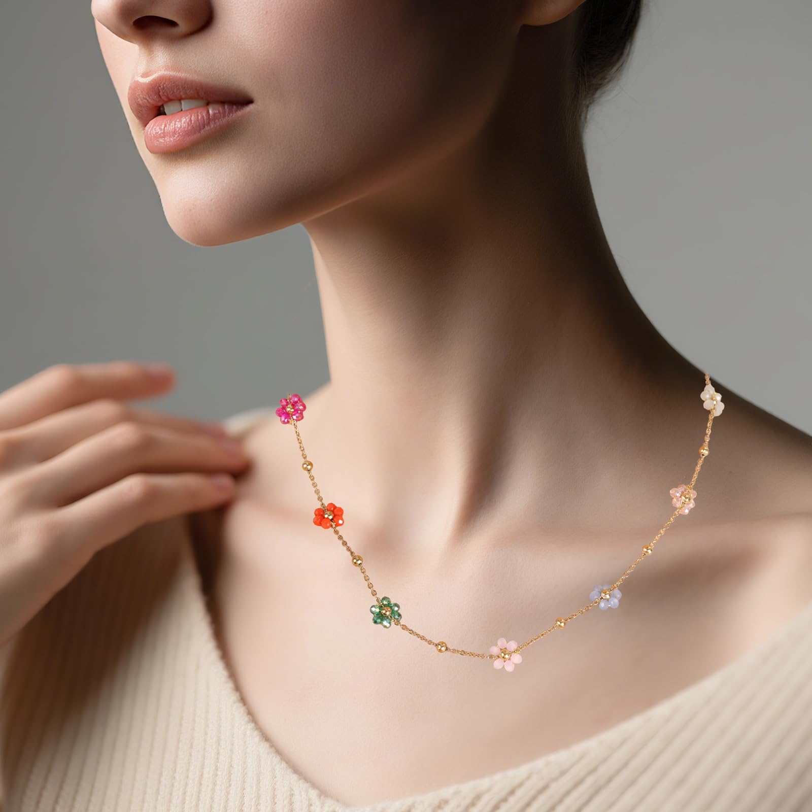 Mikovivi Naszyjnik z Koralików Kwiatowych, 40+5 cm Naszyjnik z Koralików w Kwiaty Stokrotki Modne Regulowane Naszyjniki Słodka Kolorowa Biżuteria Choker dla Kobiet