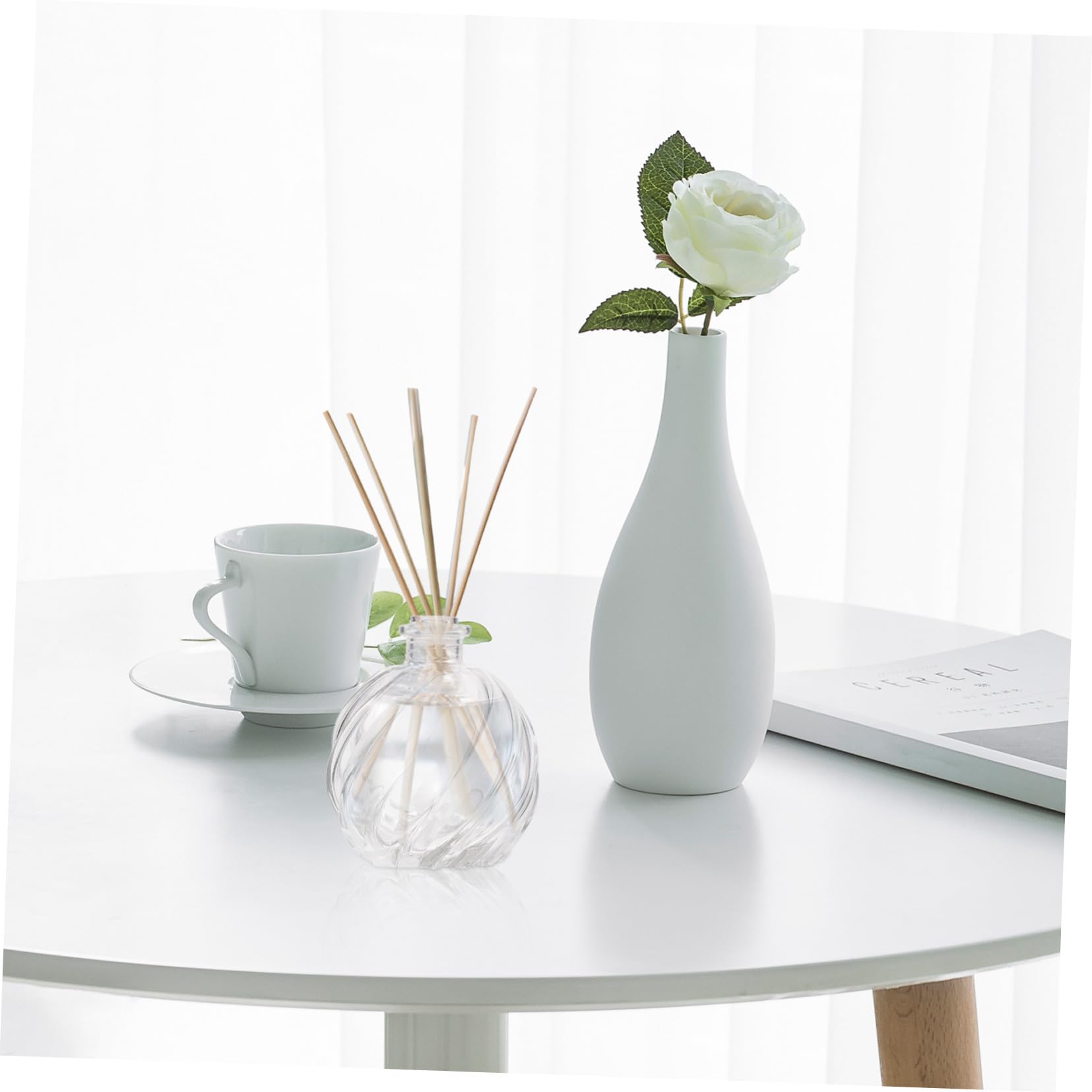 Ciieeo 2 Pezzi Bottiglie Diffusore in Vetro Ricaricabili per Aromaterapia e Decorazioni Casa Riutilizzabili con Angoli Arrotondati e Superficie Liscia per Profumare Ambienti Interni
