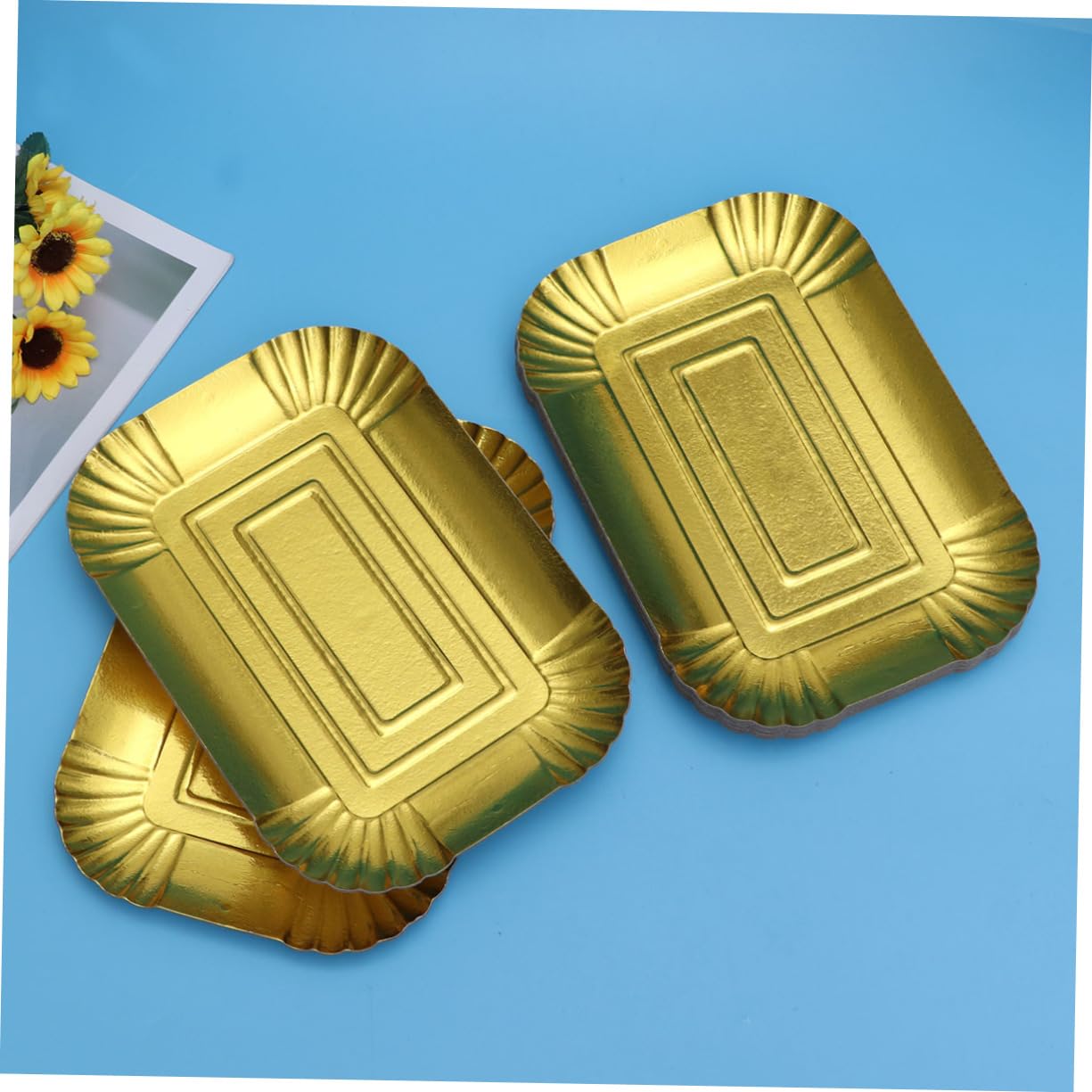 Gatuida Assiettes Jetables Dorées en Papier Aluminium, Lot de 10 | Design Uni, Qualité Alimentaire, pour Banquet et Réception, Format Pratique pour Service de Table