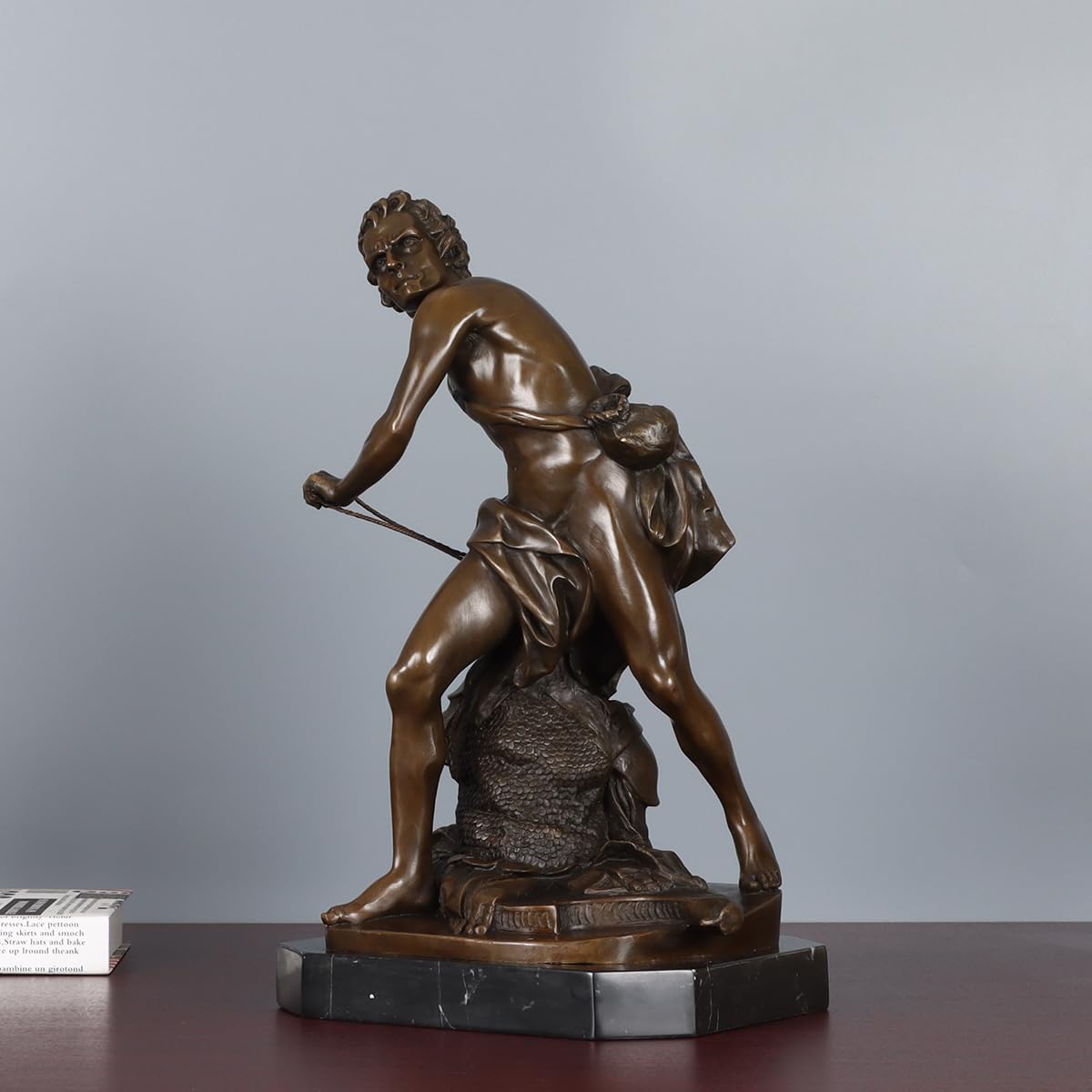 Amazon.co.jp: イタリアの彫刻家ベルニーニによるブロンズダビデ像