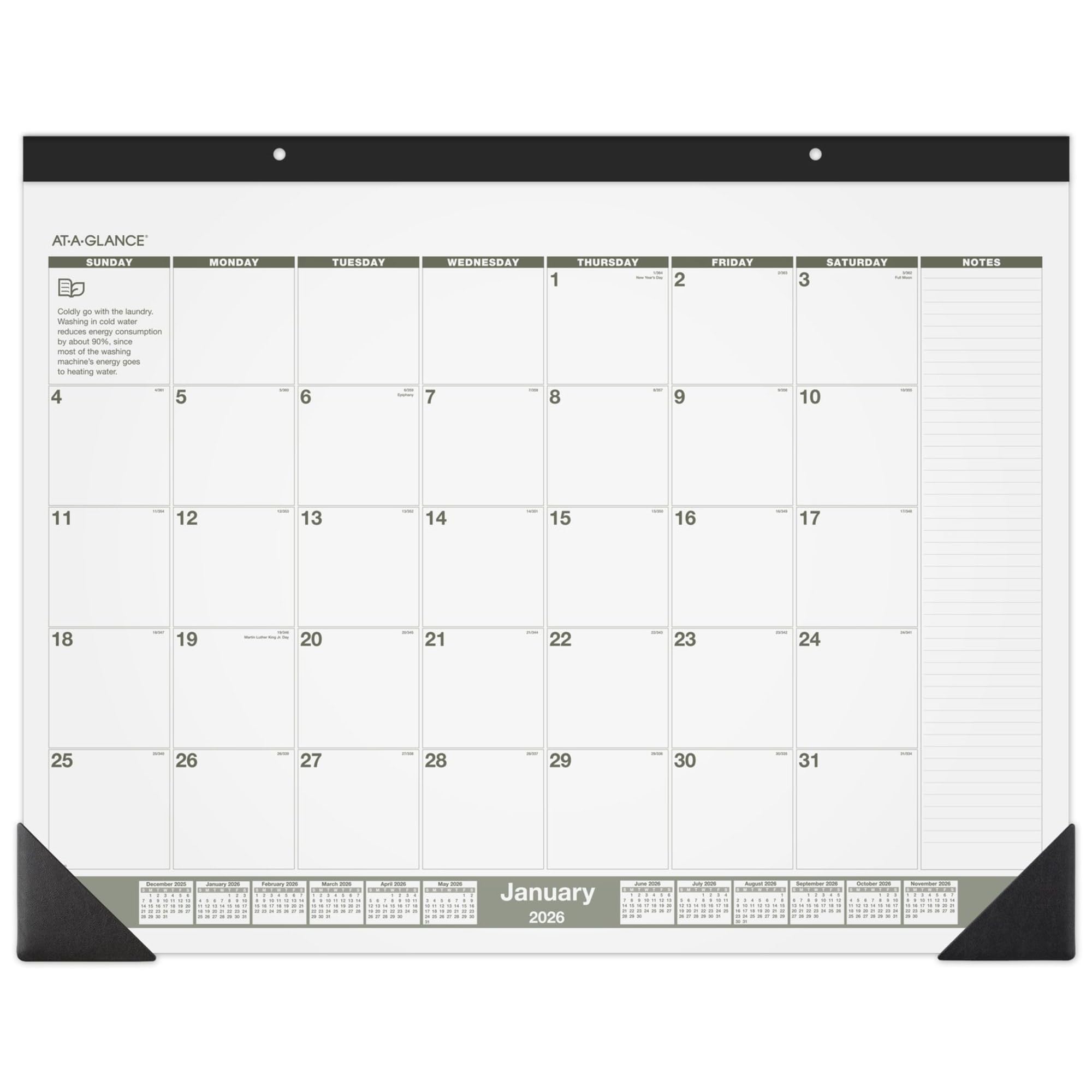 2026 at-a-glance recycled 21.75" x 17" monthly desk calendar, green/black (sk32g-00-26)