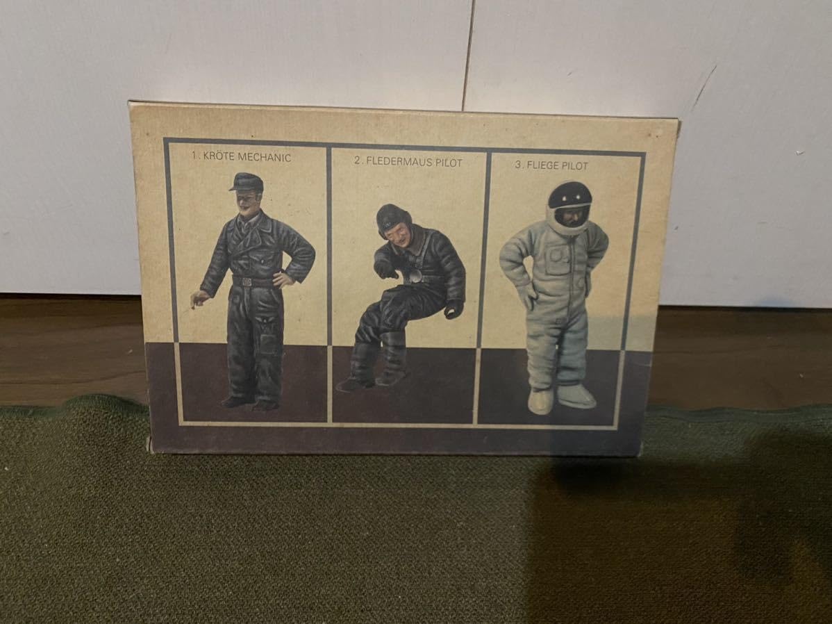 Amazon.co.jp: 1/20 ニットー S.F.3.D ORIGINAL フィギュアセット2