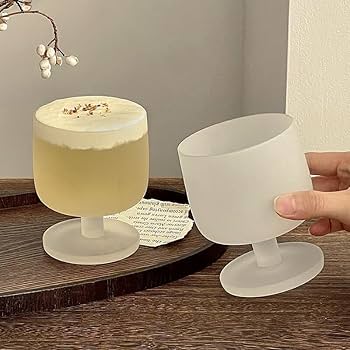 Amazon | kiyokyou「SNS風」かわいい 美しい脚付グラス 日本酒