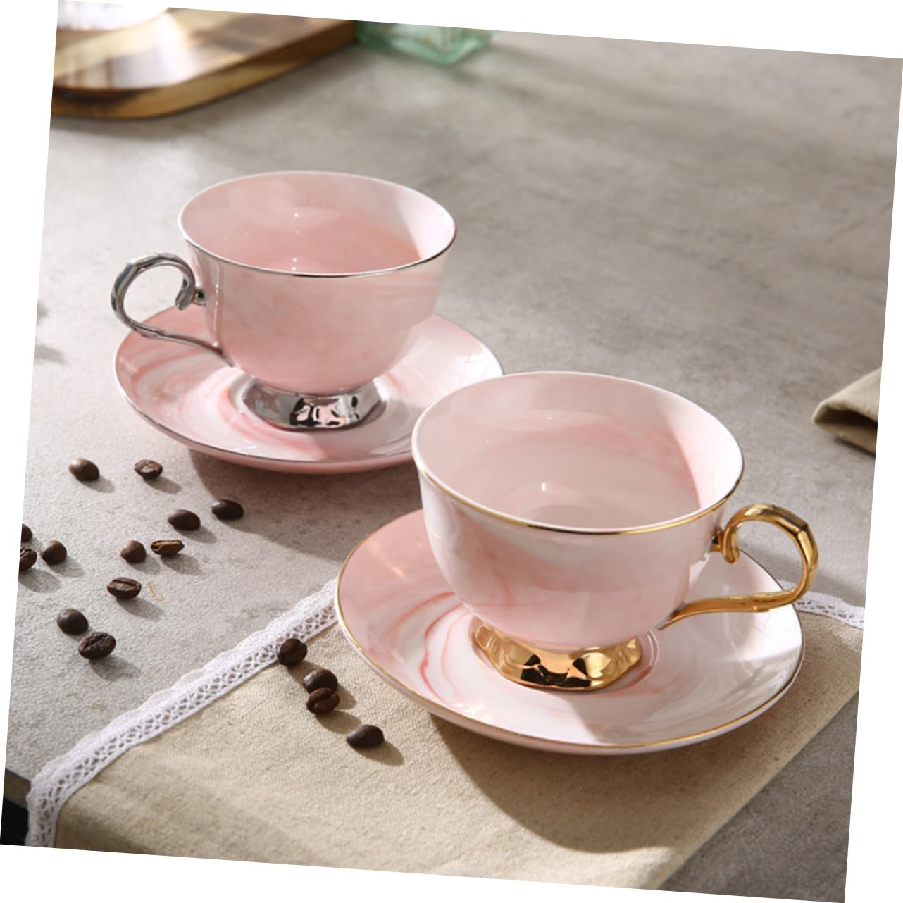 VILLCASE Taza con Platillo de Cerámica 250ml Rojo Estilo Mármol | Juego de Taza y Platillo, Diseño Moderno Decorativo, Apta para Café, Té, Leche, Chocolate Caliente