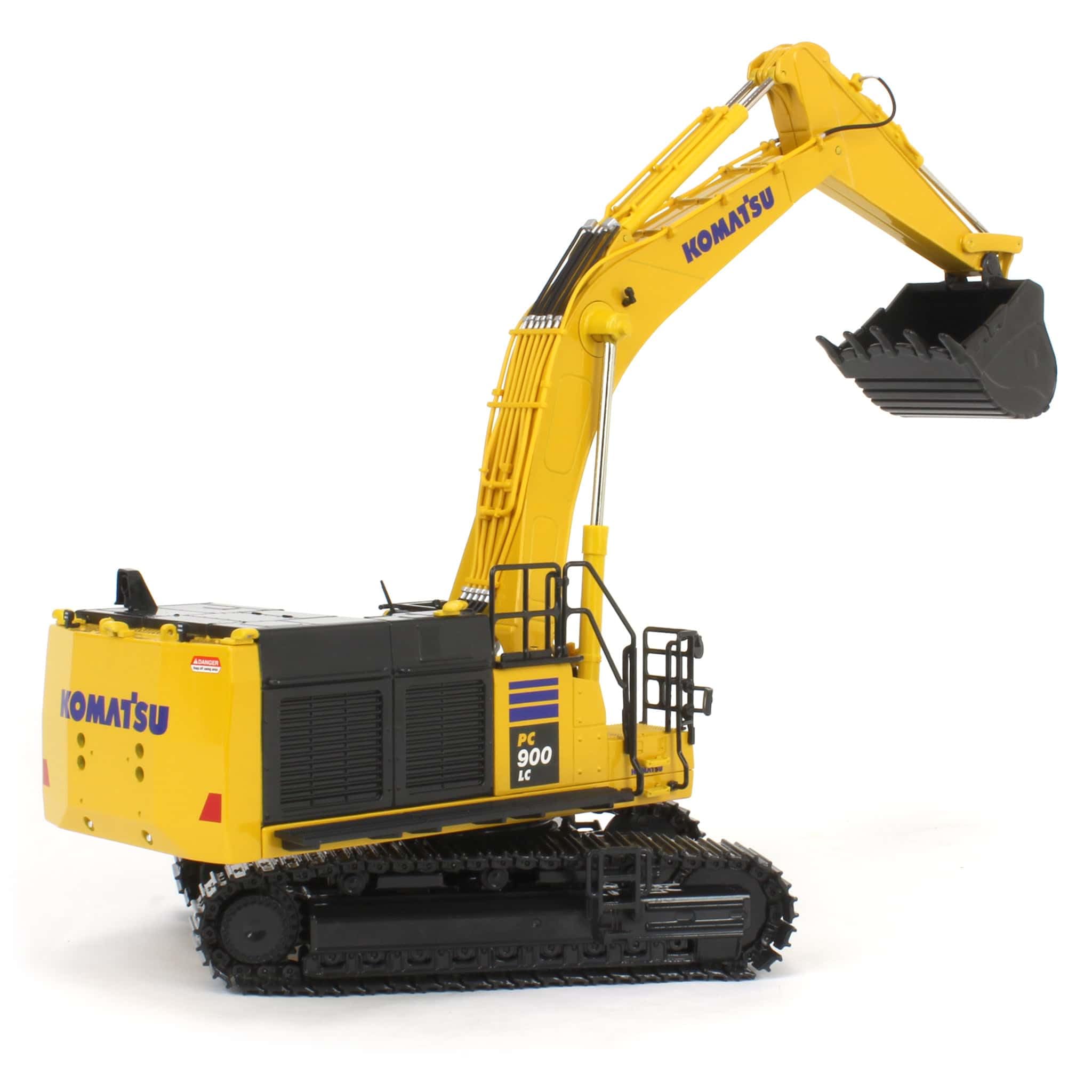 KOMATSU コマツミニチュア　pc900LC-11 1/50スケール Amazon.com: First Gear 1/50 Komatsu PC900LC-11 Excavator