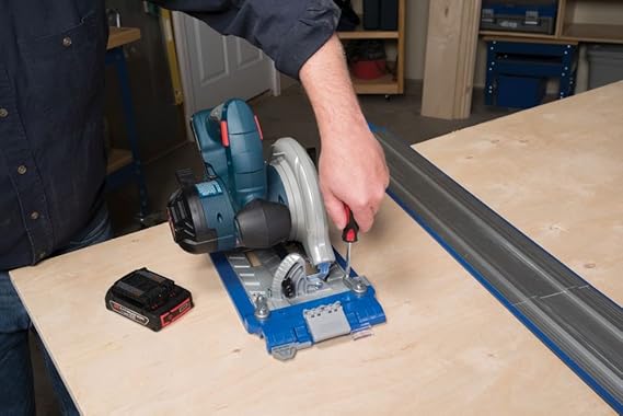 Kreg KMA2700 Accu-Cut 48-Inch Guide Track System With KMA2685 Rip-Cut 24-Inch Precision Edge Guide