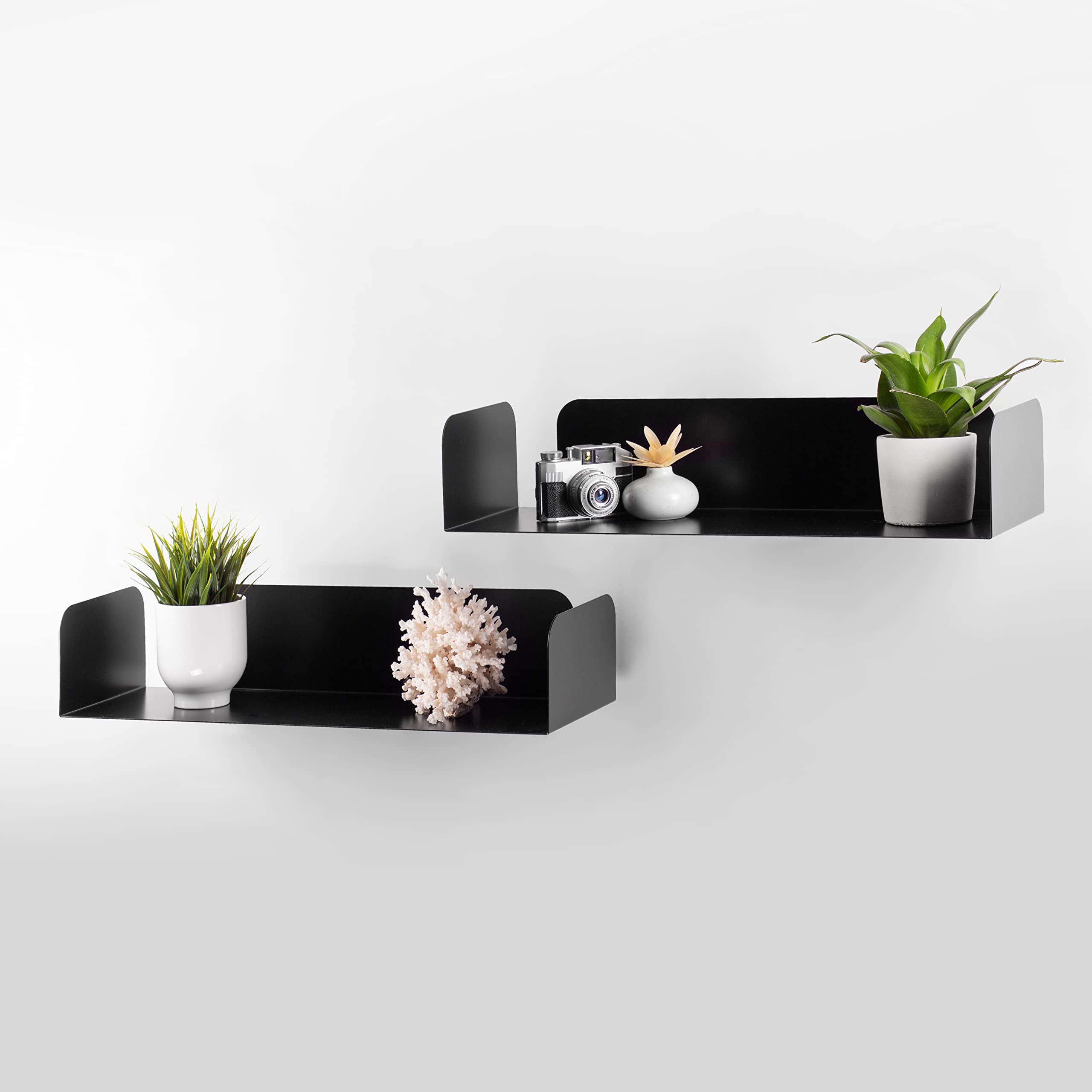 D-Segno Mensole da muro moderne Smarty. Mensola da muro design Office. Giocose, giovani e funzionali. Semplice e veloce da montare | P20 L60 X H12 cm |100% Made in Italy (Nero, 2 Pezzi)