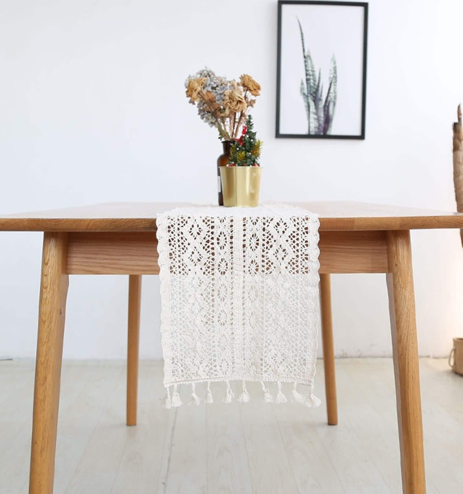 Chemin de Table Saint Valentin, Chemin de Table 300 CM Coton Blanc 24CM Motif de Fleurs Creuses Deco Intérieure et Extérieure