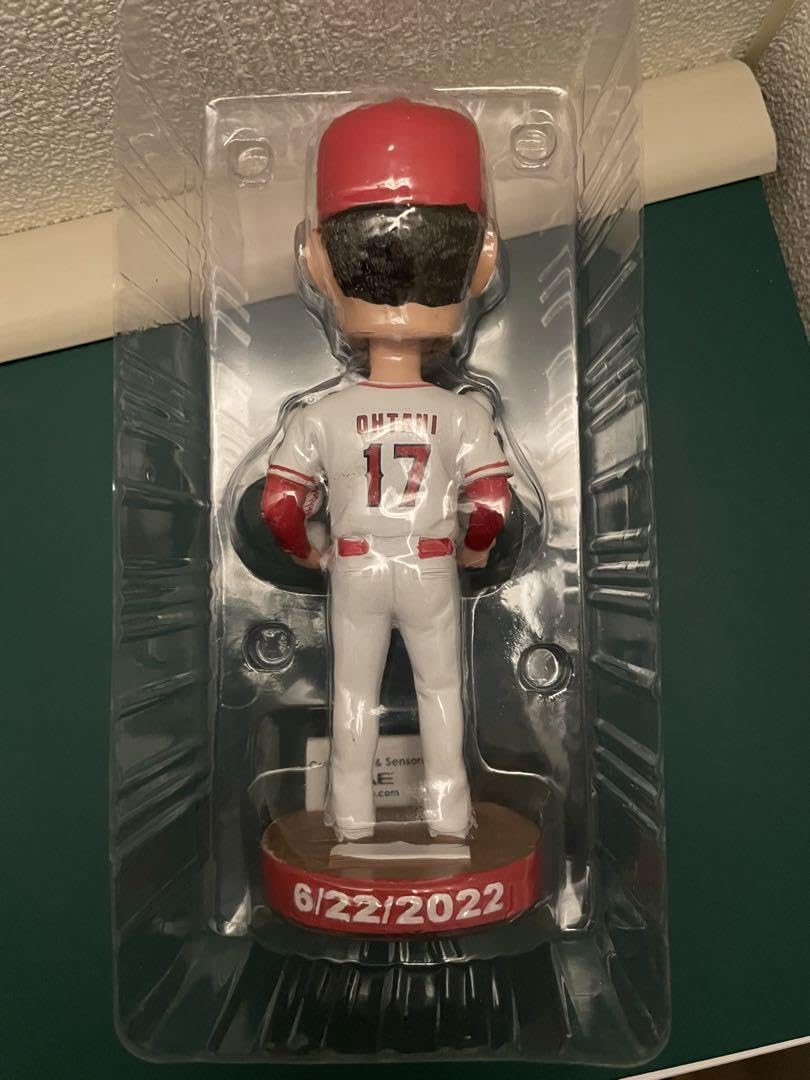 Amazon.co.jp: 大谷翔平 ボブルヘッド 13奪三振記念 : ホーム＆キッチン