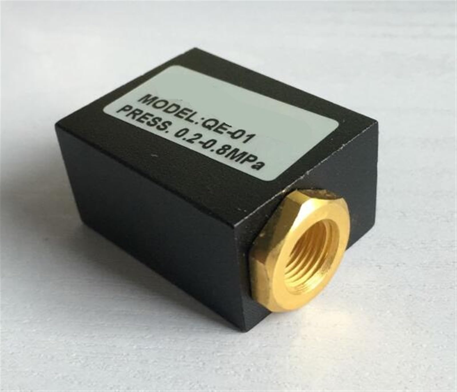 Soupape d'échappement pneumatique rapide en alliage robuste QE-02