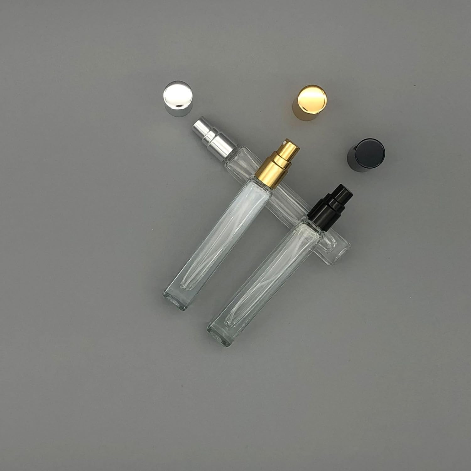 Mini Bottiglie di Profumo da Viaggio, Atomizzatore di Profumo 10 Pezzi 10ML Bottiglia di Profumo Testa di Spruzzo Elettrochimico Profumo Portatile Bottiglie Riutilizzabili Vuote Ricaricabili (Color :