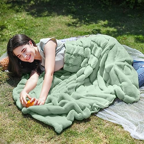 Cozy Bliss Faux Fur Throw Blanket for Couch, Cozy Soft Plush Thick Winter Blanket for Sofa Bedroom Living Room, 50 * 60 Inches Green - Image 3