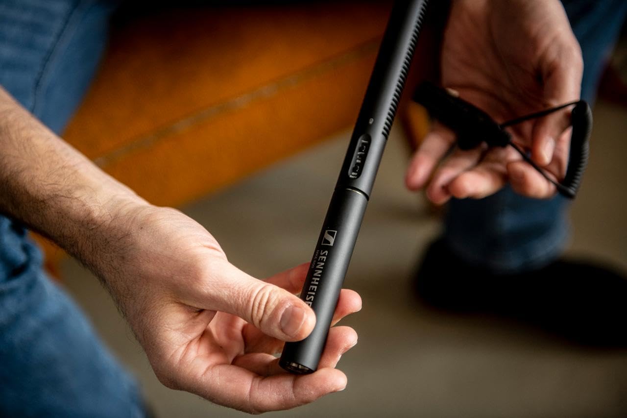 Sennheiser Professional MKE 600 Richtrohrmikrofon mit XLR-3 auf 3,5 mm-Anschluss für Videokamera/Camcorder, 505453
