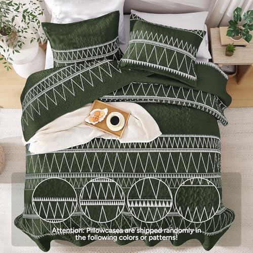 Image of Andency Green California King Quilt Set, 3 Pieces Boho Lightweight Soft Striped Cal King Bedspread for All Season (112 inchx104 inch), Printed Bohemian Polyester Reversible Coverlet Comforter Sets