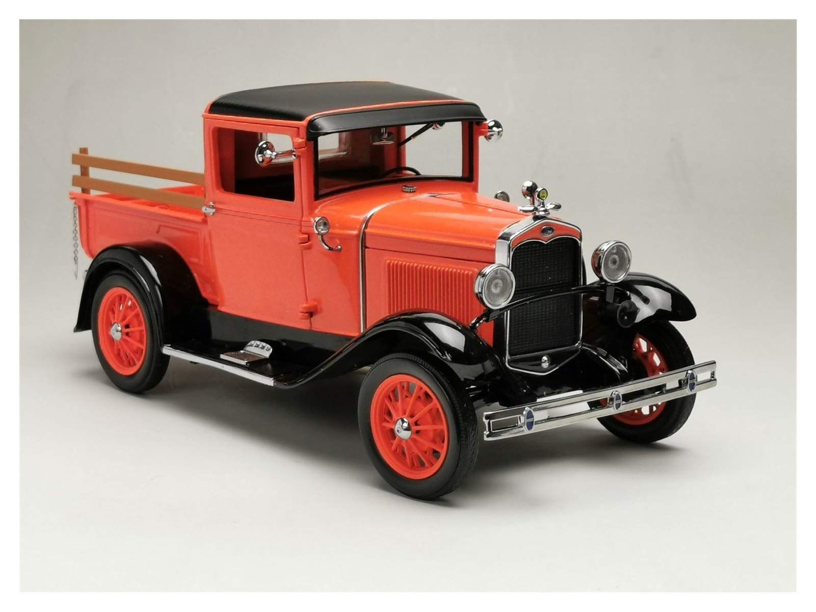 Amazon.co.jp: ダイキャストモデルカー 1:18 ピックアップトラックに