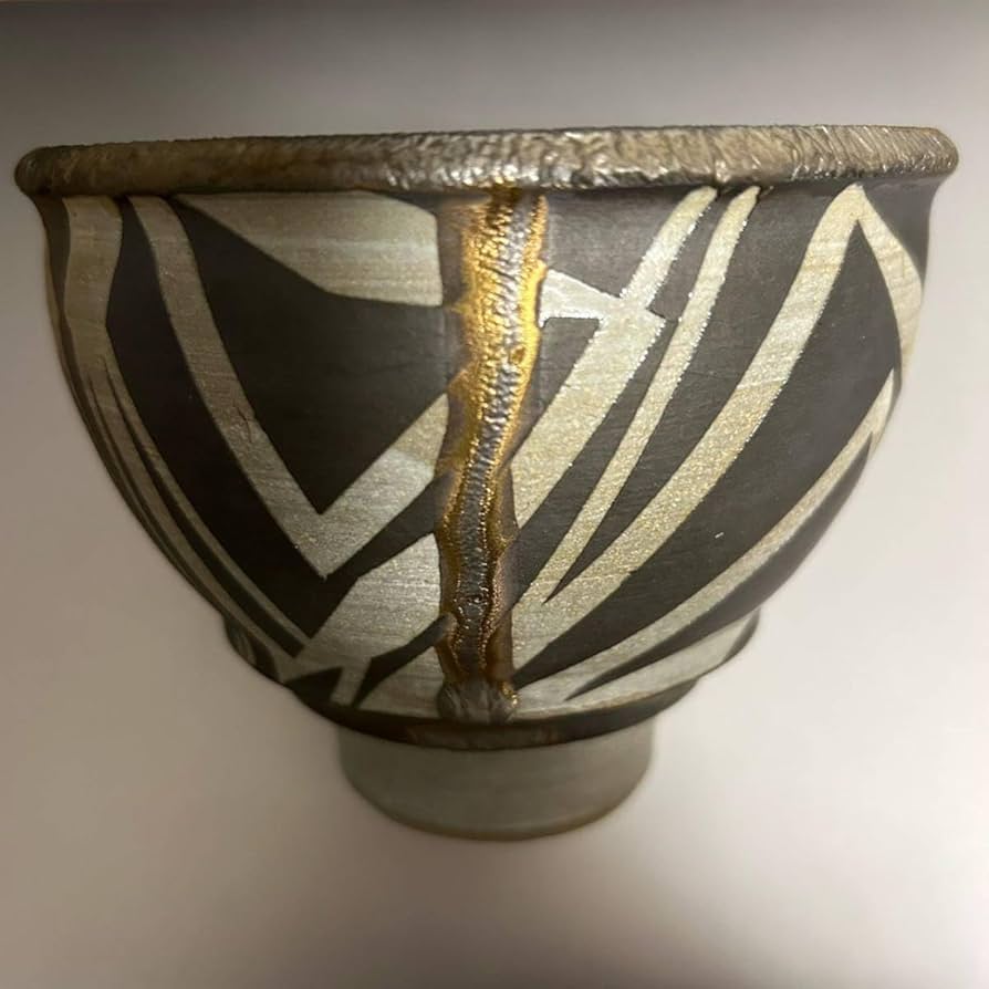 大貫弘由岐 GEO 植木鉢 陶器鉢 Amazon.co.jp: 大貫弘由岐 GEO 植木鉢 陶器鉢 小野瀬一 raw life