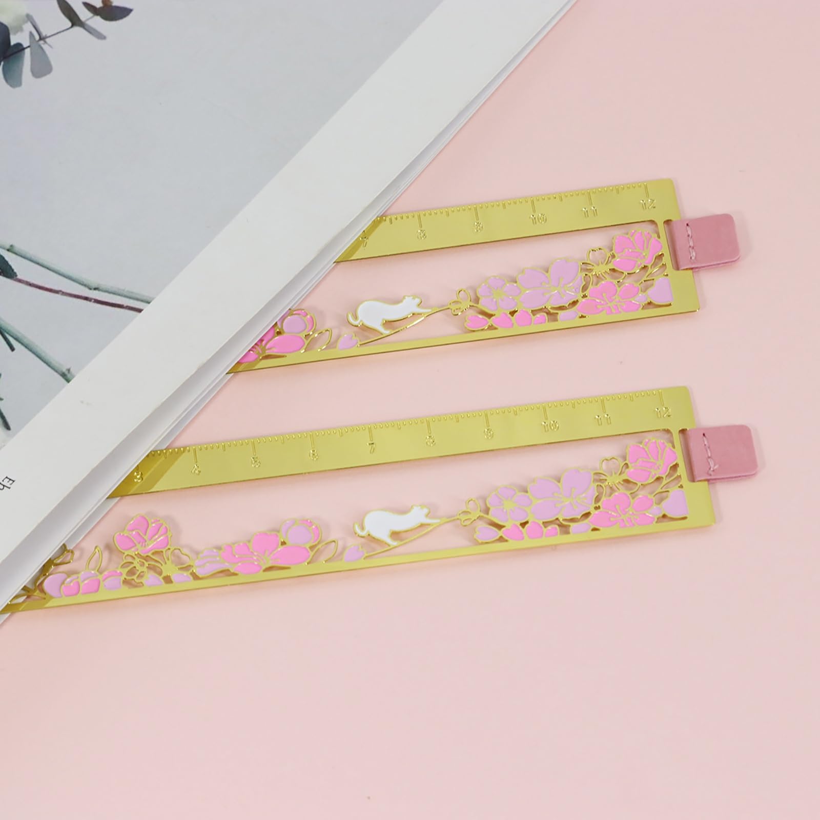 Marque-Page,Peach Blossom Cat Ruler Art Signets Creative Culture Signets Signets en métal Simple