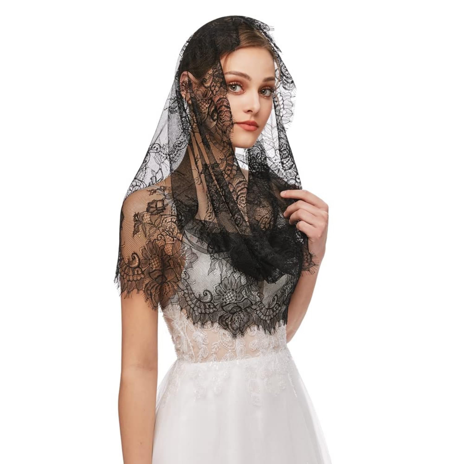 Black Lace Veil for Women, Elegant Church Scarf – Lightweight Chapel Head Covering, Stylish Bridal Hair Accessory for Wedding Outfit and Bride Black Lace Veil for Women, Elegant Church Scarf – Lightweight Chapel Head Covering, Stylish Bridal Hair Accessory for Wedding Outfit and Bride