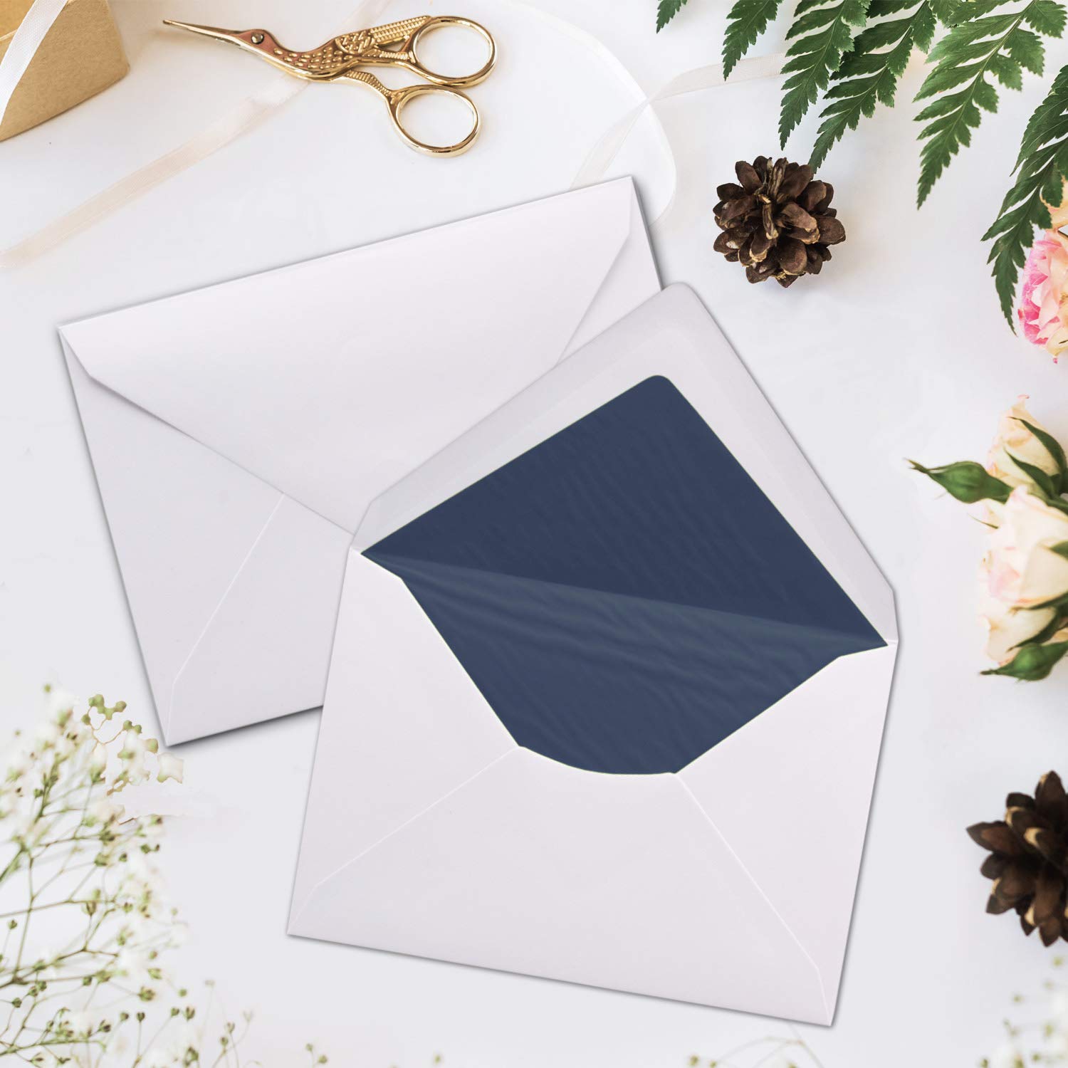 1000 buste bianche DIN C6 foderate con carta velina blu scuro, 100 g/m², 11,4 x 16,2 cm, con chiusura a umido senza finestra