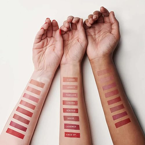 Miniatura 5 de butter LONDON Peluche Rush satinado mate lápiz labial