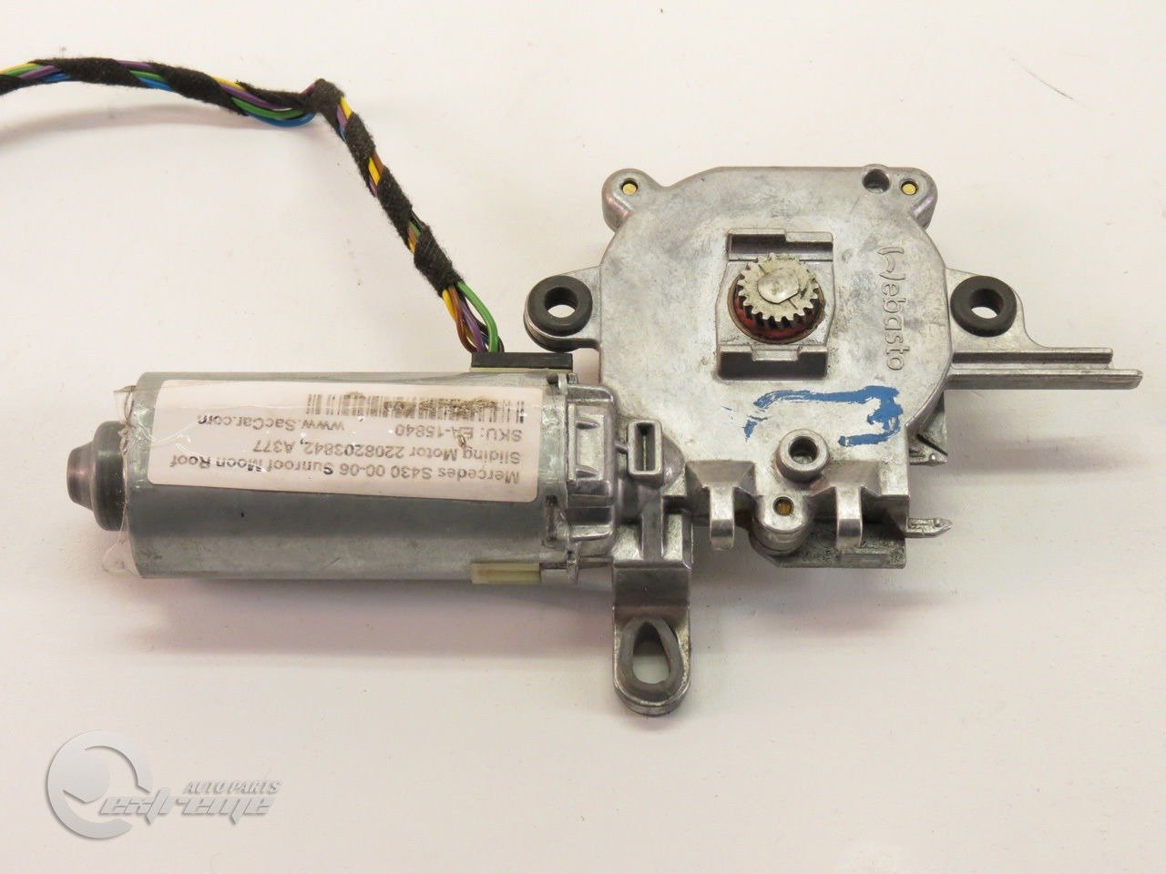 Amazon.com: MERCEDES-BENZ 2208203842 GENUINE OEM MOTOR : Automotive