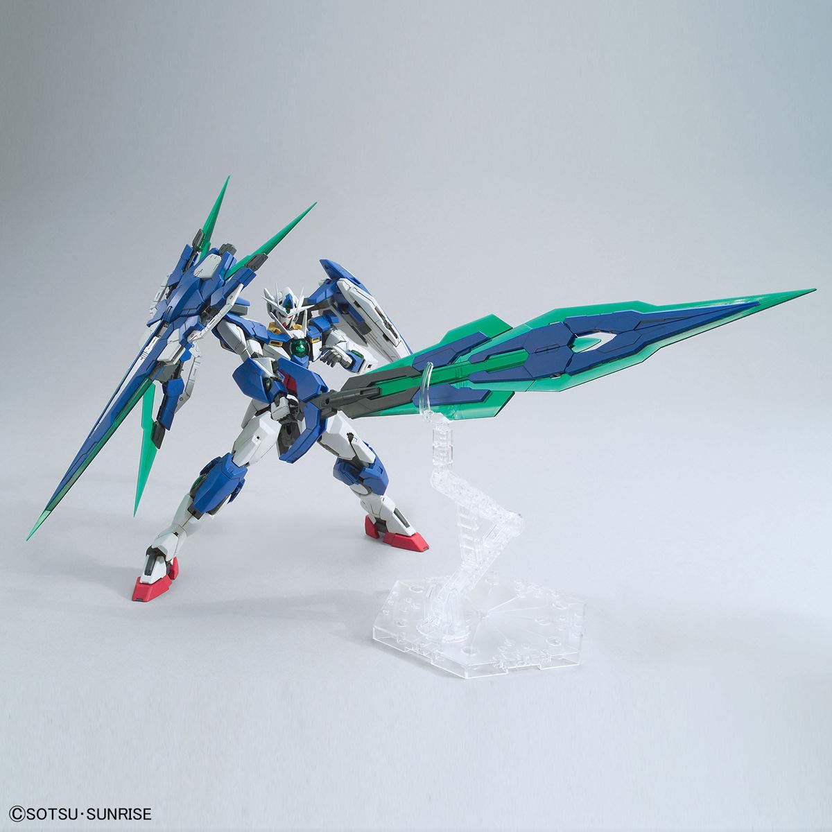Amazon | 【MG】GNT-0000/FS ダブルオークアンタフルセイバー 機動戦士