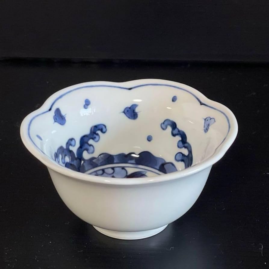 新品 波佐見焼 古伊万里様式 モダン 有田焼 伊万里焼 小鉢 お皿 12枚 新品 波佐見焼 古伊万里様式 モダン 有田焼 伊万里焼 小鉢 お皿