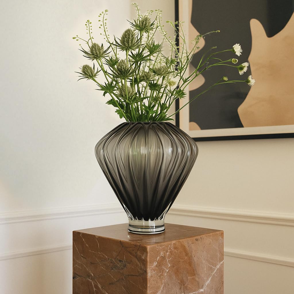 Vaso in metallo bianco e nero personalizzato per centrotavola, supporto floreale, vaso decorativo, idea per decorazioni da tavolo per matrimoni ed eventi. - Italia