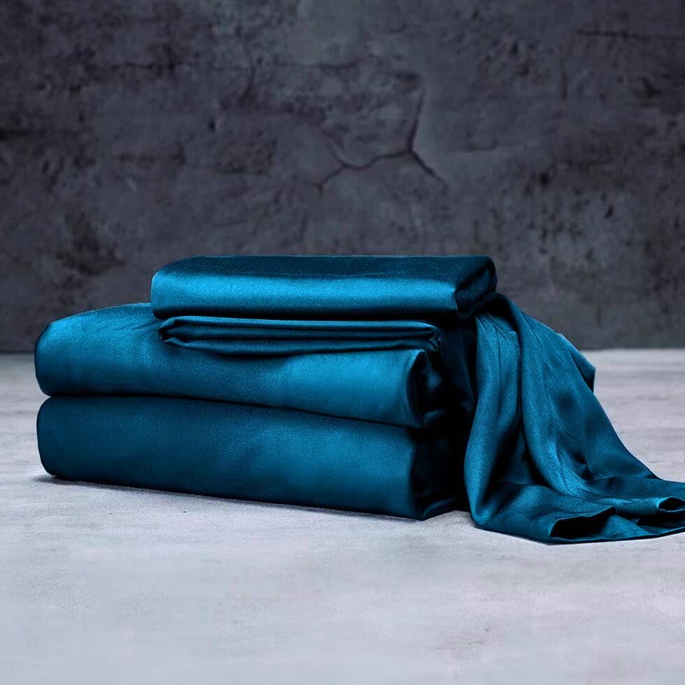 Mulberry Silk Satin Sheets Set - 6 Piece 1 Flat Sheet 1 Fitted Sheet 4 Pillowcases - Smooth