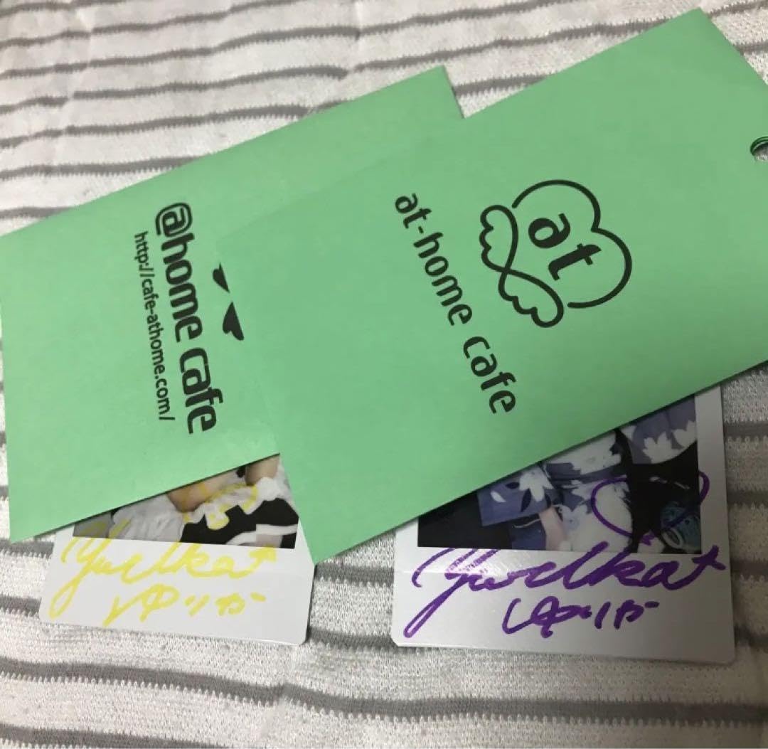 あっとほぉーむカフェゆりかブロマイドソロチェキくじキーホルダー缶バッジ