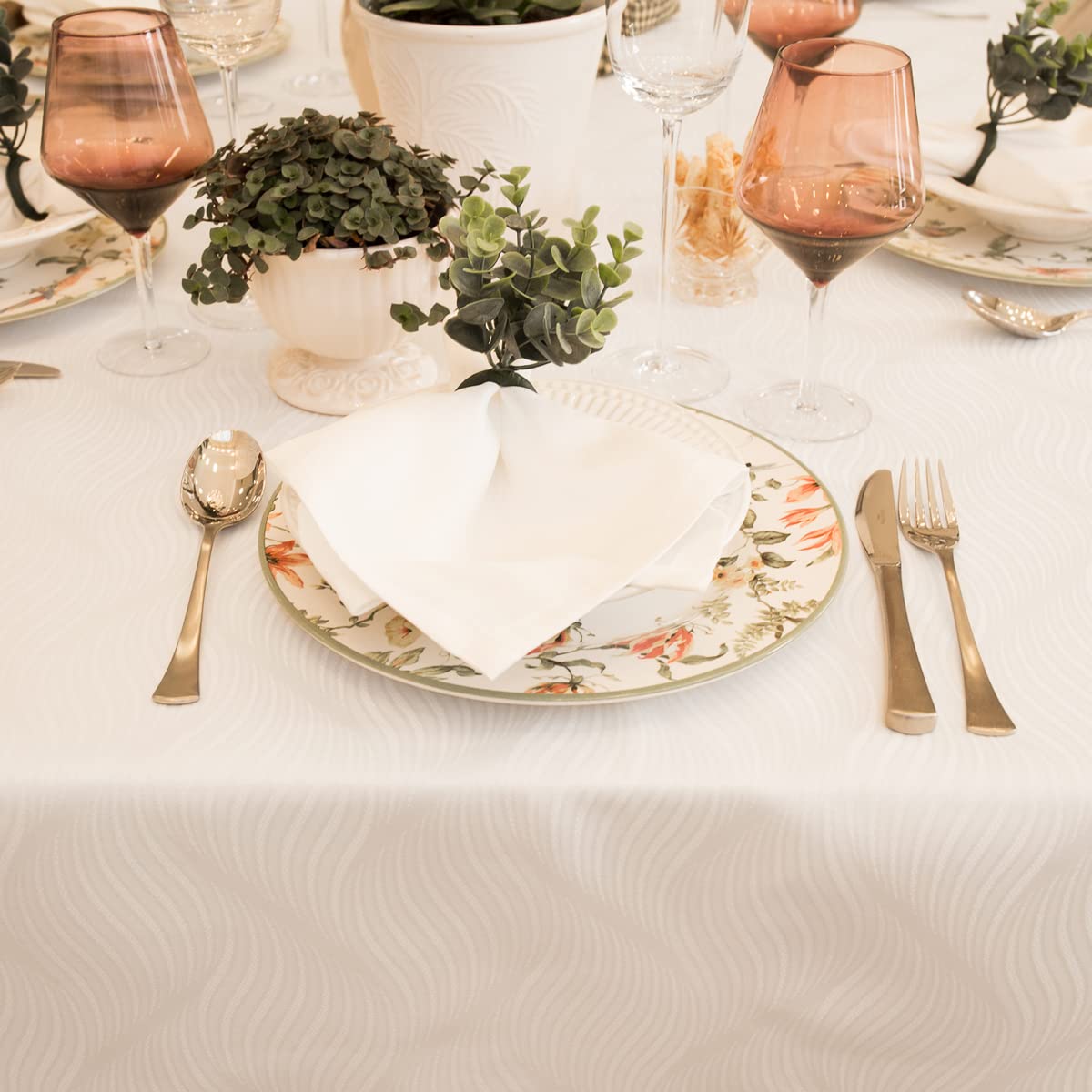 Toalha De Mesa Impermeável 4 Lugares 1,40 X 1,40 M quadrada Jacquard (Ondas Branco)