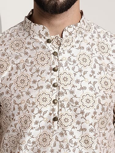 Image of SOJANYA Men's Silk Blend Kurta with Paisley Design