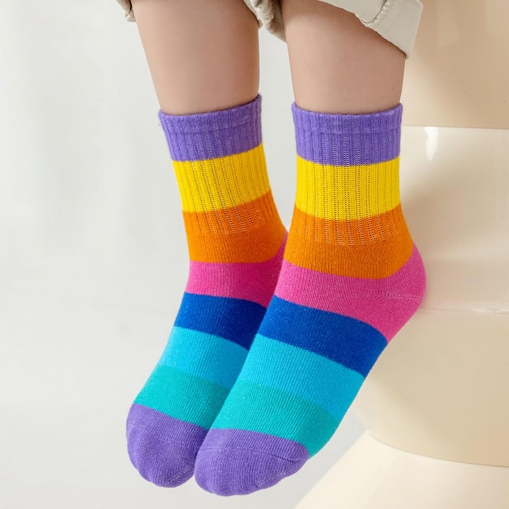 AKAMAS 5 pares de calcetines de ocio a rayas coloridos para niños y niñas, calcetines deportivos con patrón de rayas de arco iris para niños