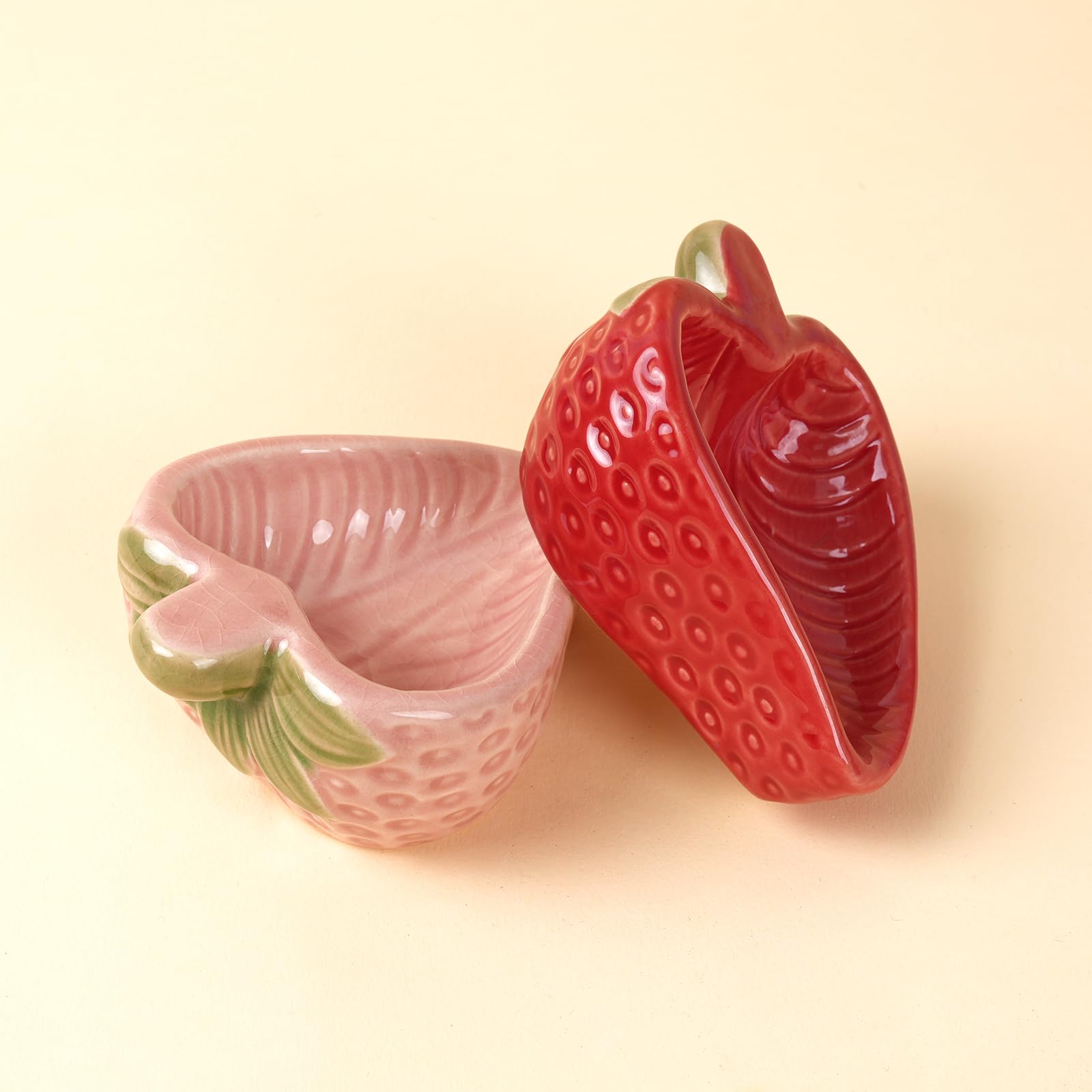 Deapeey Hamtser Food Bowl,2 Packs Strawberry Hamster Bowls,Ceramic Feeding Bowl,Food Dish for Small Animals Gerbil Dwarf Hamster Rat Mice Guinea Pig(
