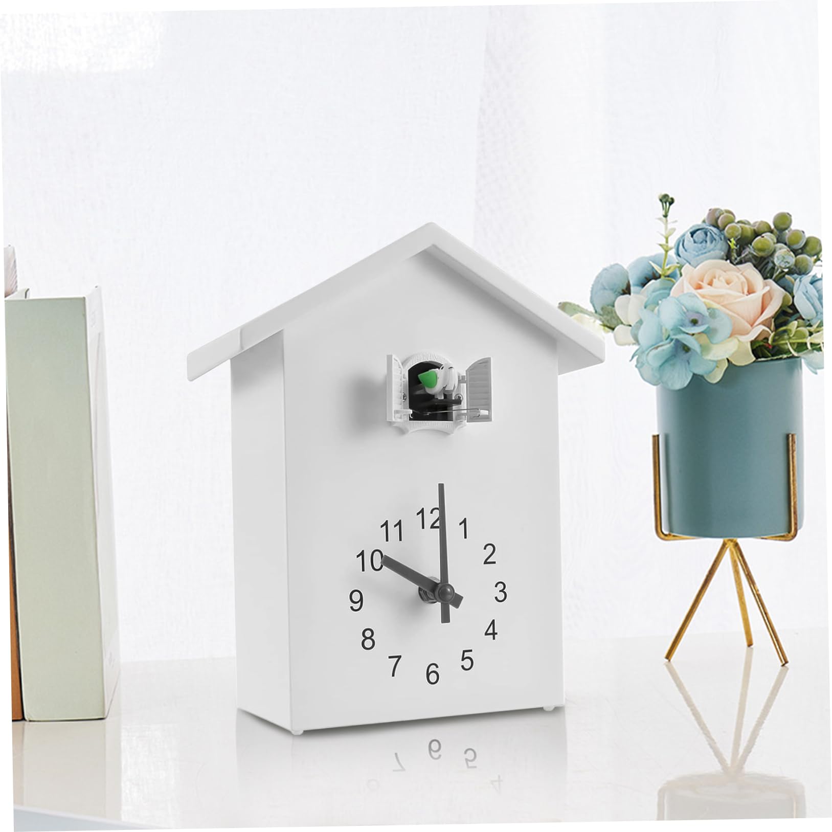 Koekoeksklokken met functionerende vogels, moderne koekoeksklok met minimalistische slinger, delicaat vogelhuis, koekoeksklok voor wanddecoratie, woonkamer