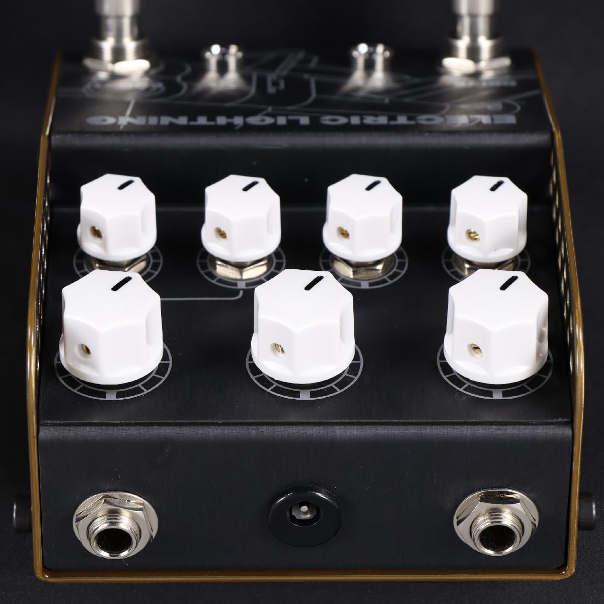 Amazon | Thorpy FX/THE ELECTRIC LIGHTNING Chris Buck Signature