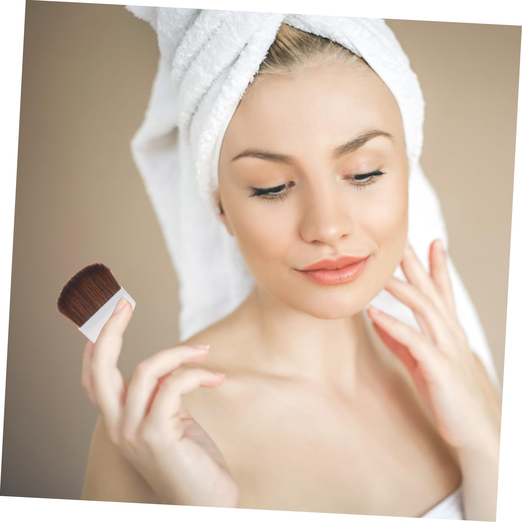 Gatuida Pinceau à Blush Professionnel, 2 Pièces, Poils Doux en Crin de Cheval, Manche en Plastique, Blanc et Noir, pour Maquillage Visage