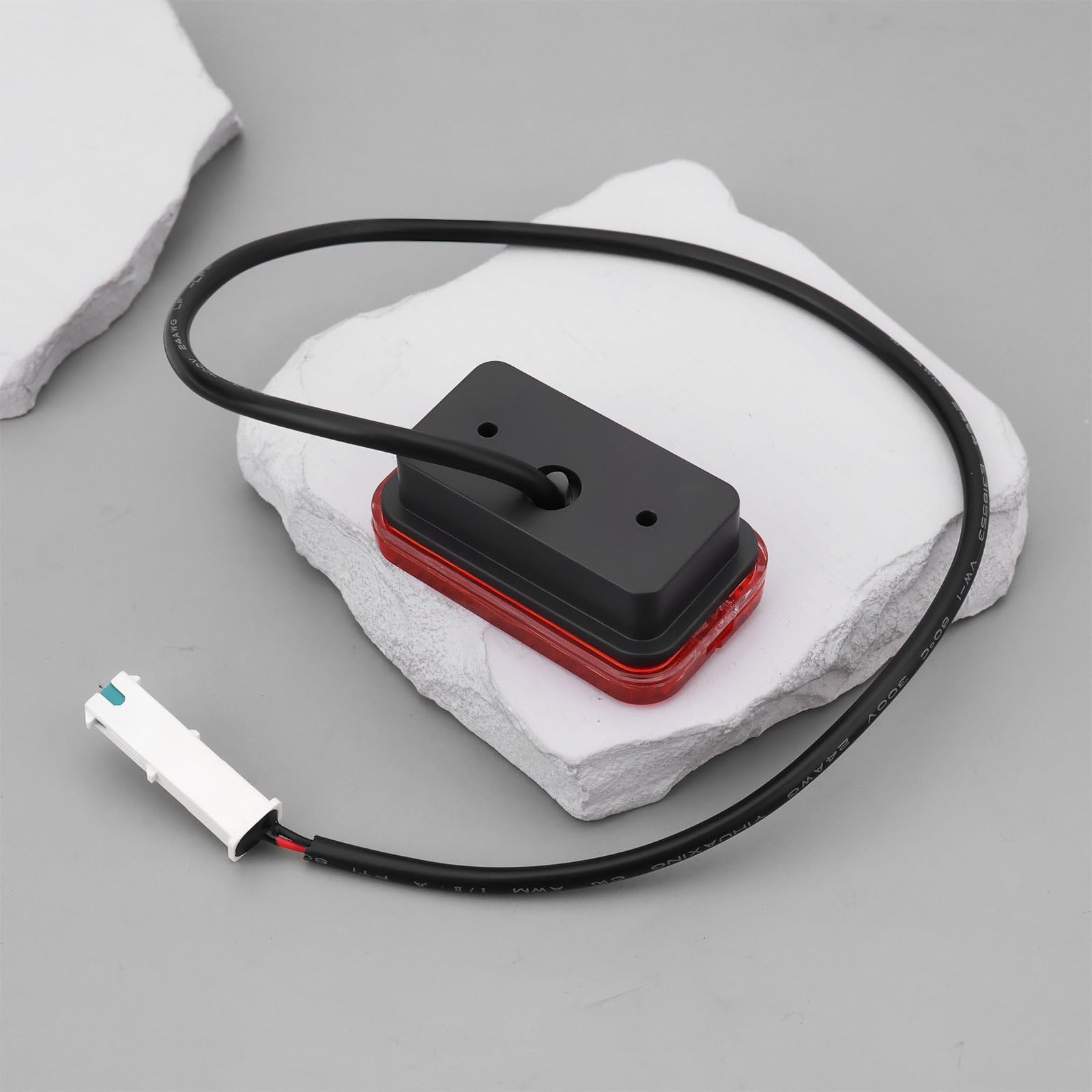 EMSea Tylne światło LED 400 mm kompatybilne z Xiaomi Electric Scooter 3 Lite 51 x 30 x 19 mm