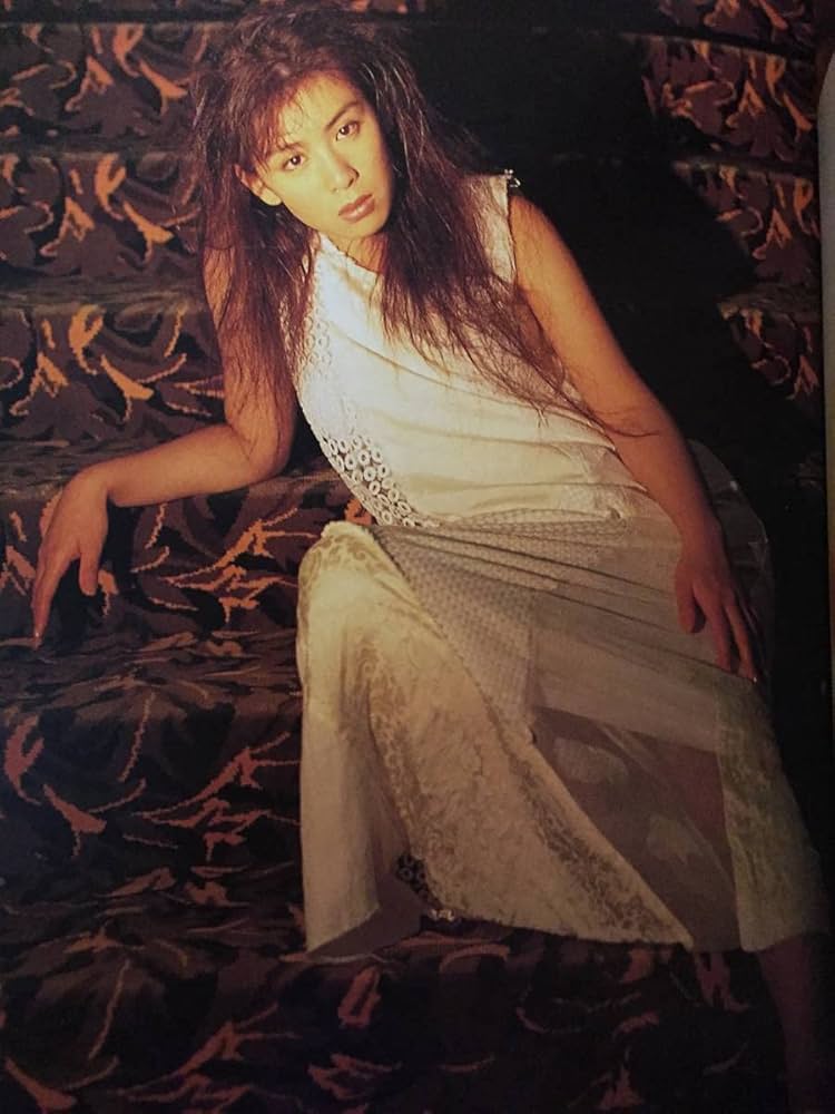 Amazon.co.jp: 古本 帯なし 写真集 限定版 函入り Tamatebako 雛形 Amazon.co.jp: 古本 帯なし 写真集 限定版 函入り Tamatebako 雛形