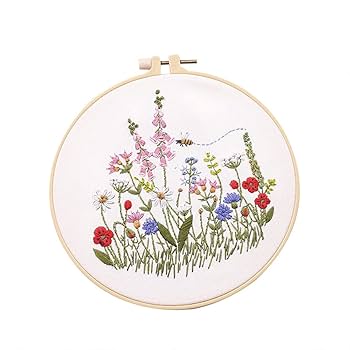 ハンドメイド手刺繍　刺しゅうフレーム　キャンパー ハンドメイド手刺繍 刺しゅうフレーム キャンパー